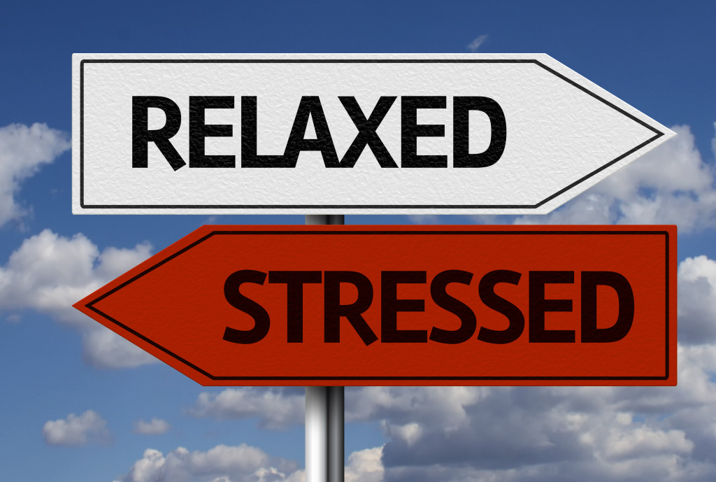 relaxed and stress signs